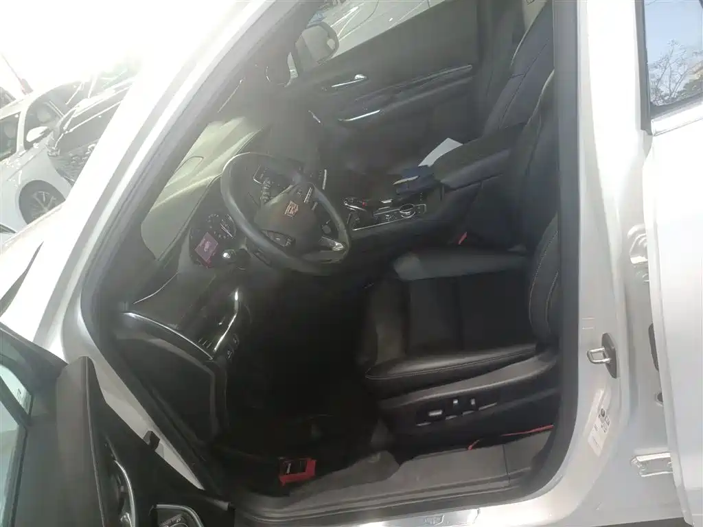 Cadillac XT4 2021 28T FWD Technology Edition фото 15