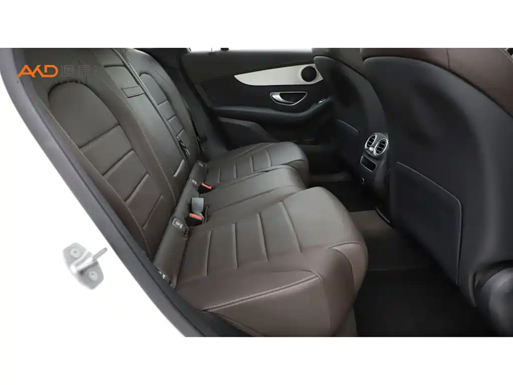 Mercedes-Benz GLC 2021 GLC 260 L 4MATIC Sporty фото 8
