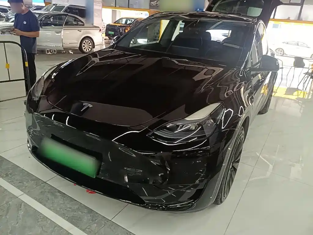 Tesla Model Y 2022