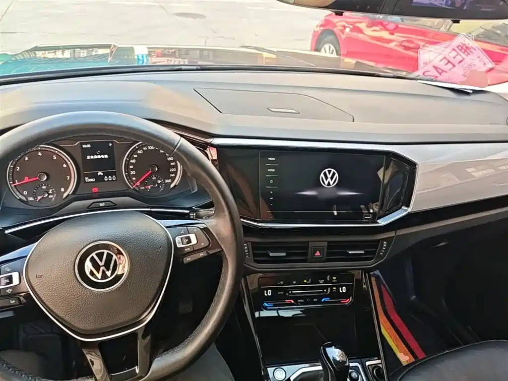 Volkswagen Tayron 2020 330TSI 2WD Luxury Smart Edition фото 10