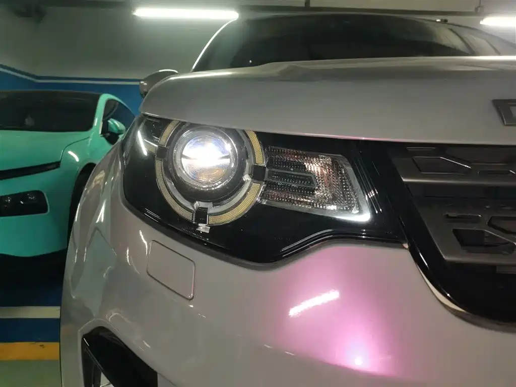 Land Rover Discovery Sport 2018 240PS SE Edition фото 30