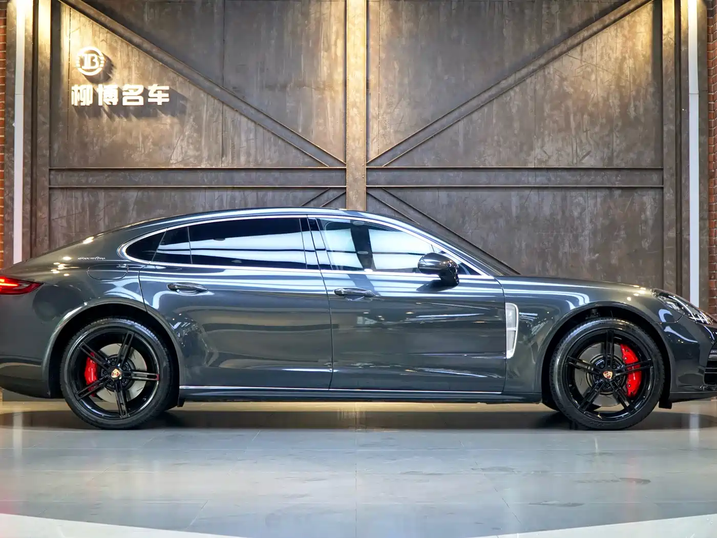 Porsche Panamera 2017 Panamera Turbo Executive Long Wheelbase 4.0T фото 22