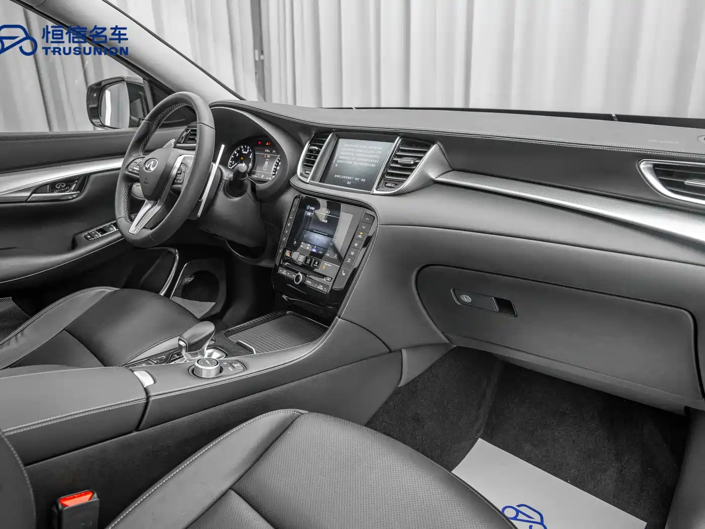 Infiniti QX50 2020 2.0T 4WD Elite Edition фото 13