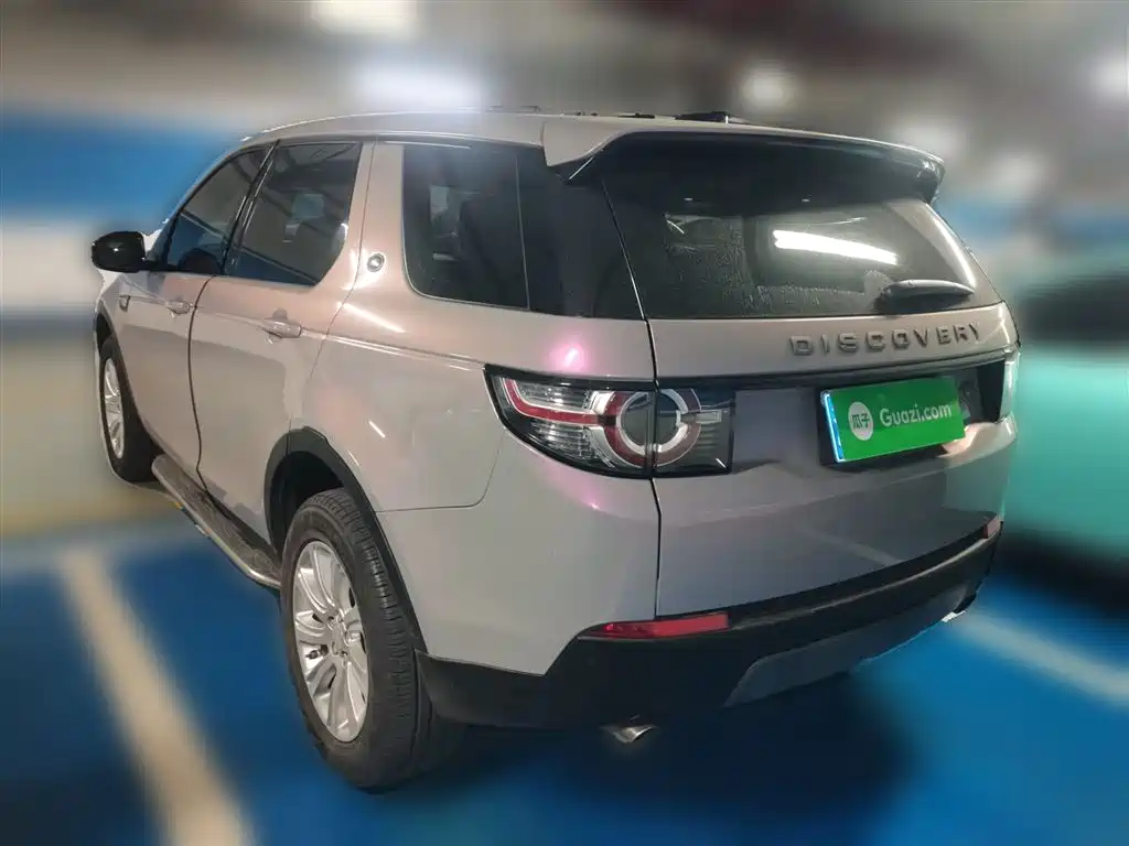 Land Rover Discovery Sport 2018 240PS SE Edition фото 27
