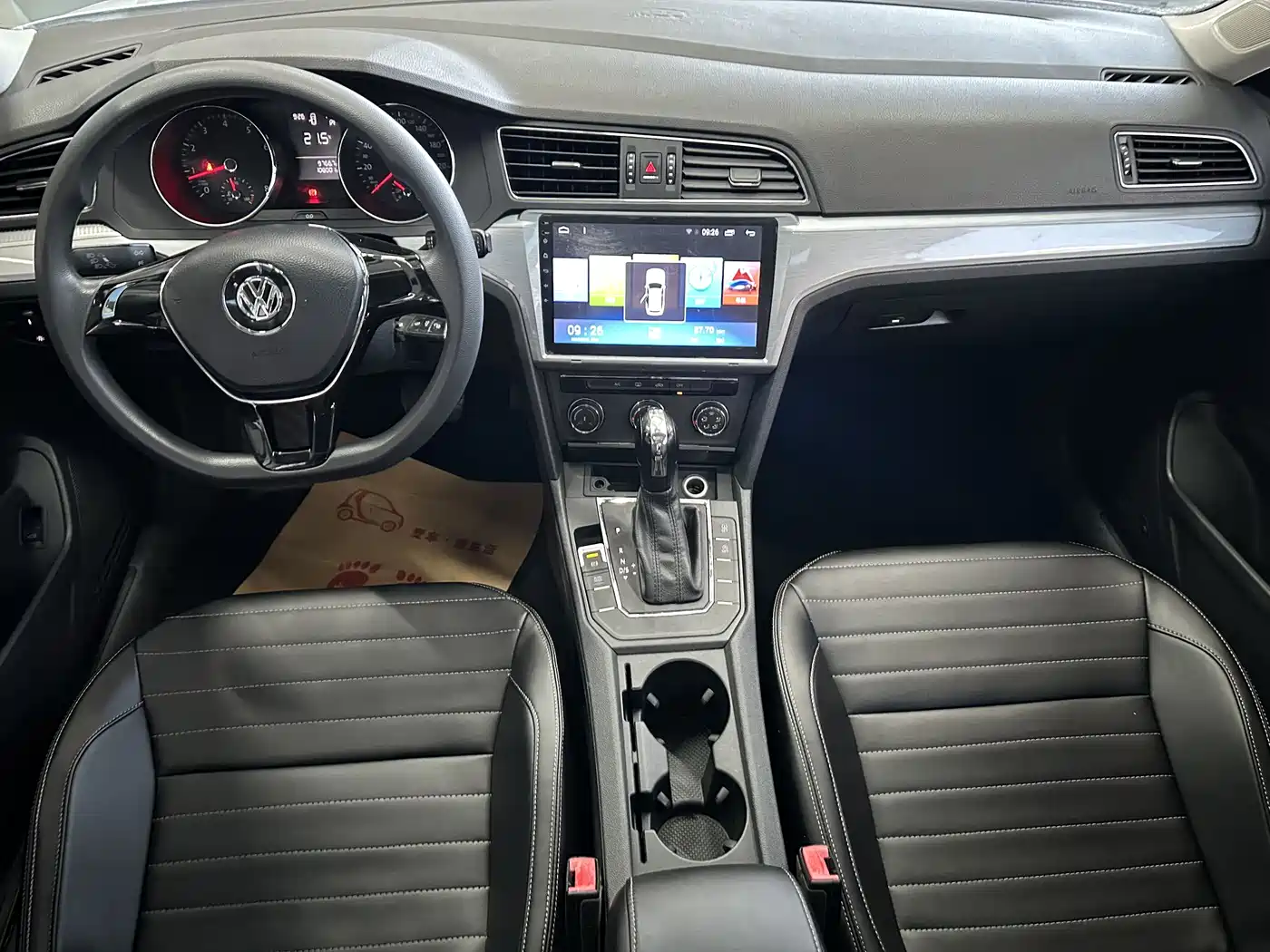 Volkswagen Lamando 2017 230TSI DSG Trend Edition фото 6