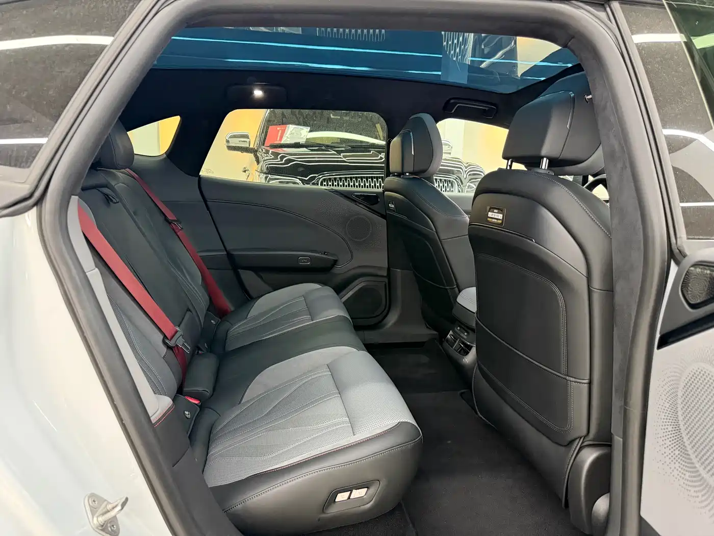 ZEEKR 007 2025 2025 AWD Smart Driving 75kWh
