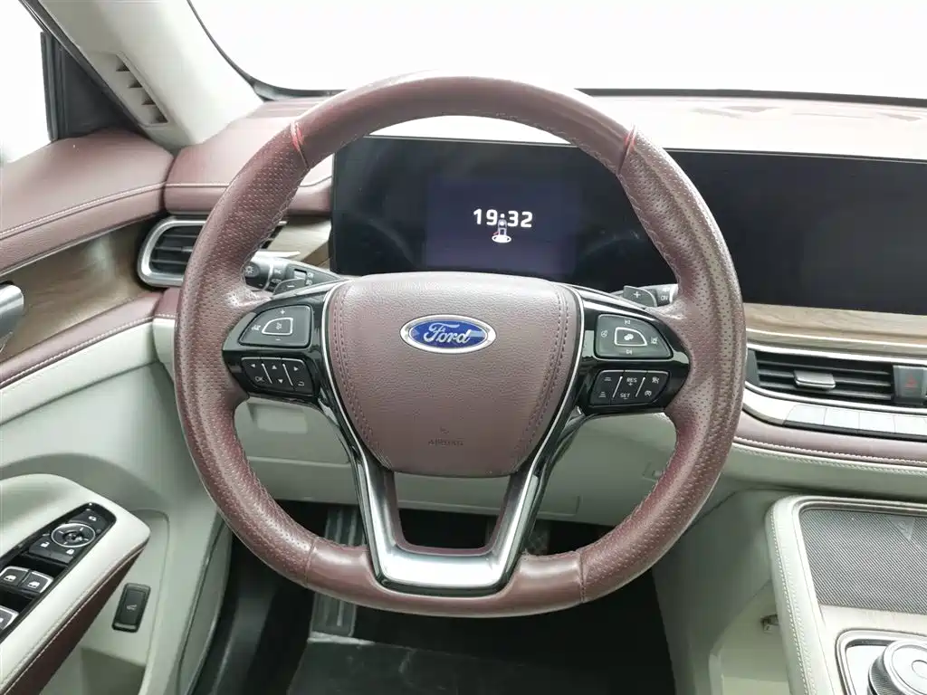 FORD LINGYU
