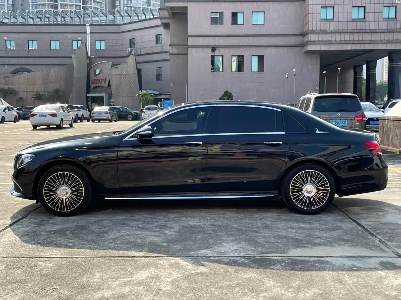 Mercedes-Benz E-Class 2020 Facelift E 260 L Sport фото 27
