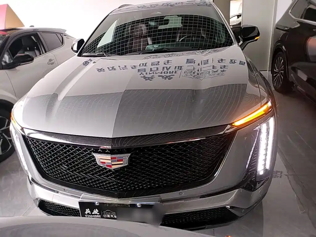 Cadillac XT5 2025 2025 Model 2.0T Platinum