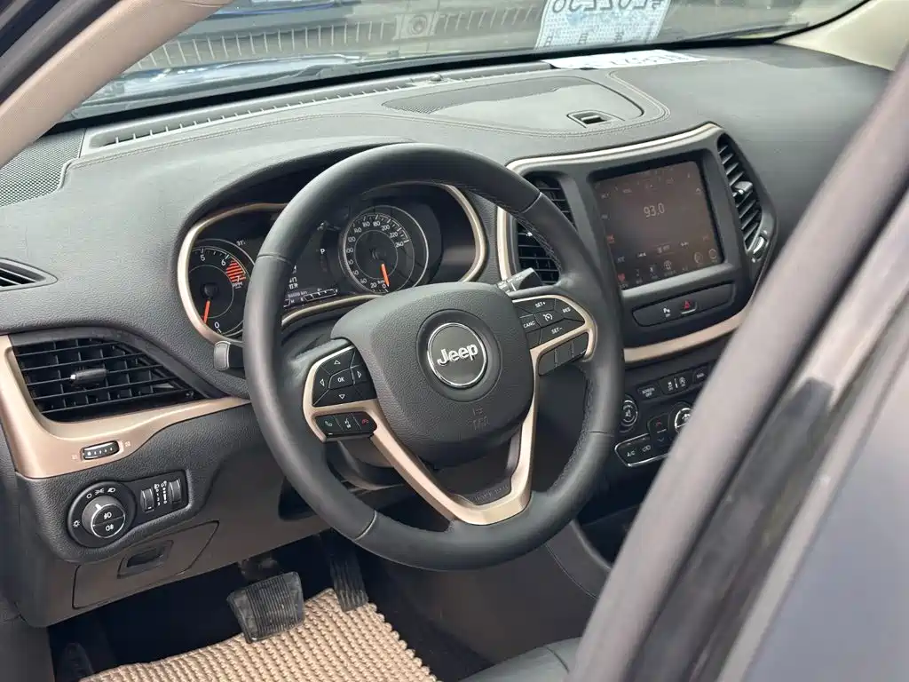 Jeep Cherokee 2018 2017 2.0L Superior Edition