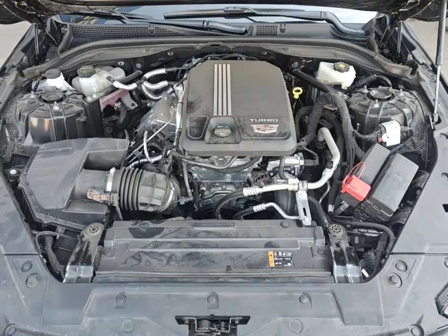 Фото 10 - Cadillac CT5