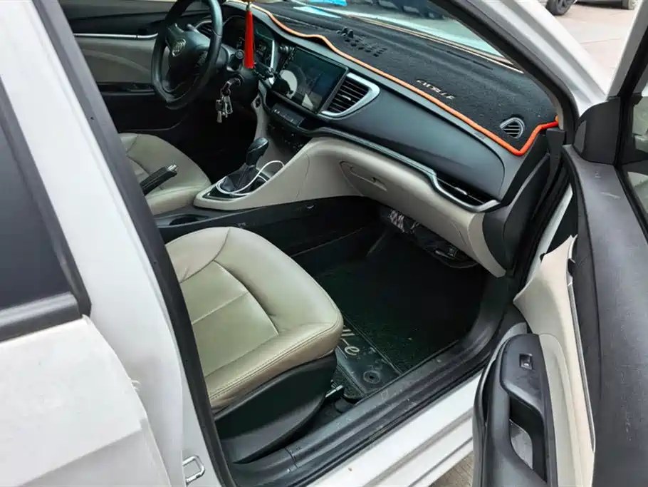 Buick Excelle 2019 15T DCT Progressive Type China VI фото 8