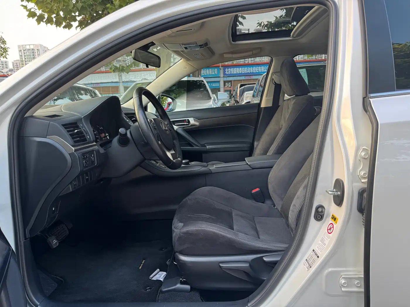 Lexus CT 2016 2014 CT200h Comfort Monochrome
