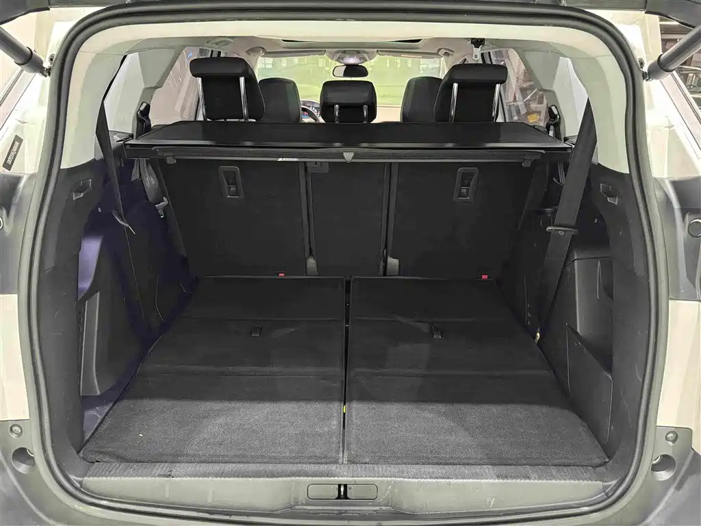 Peugeot 5008 2018 2017 380THP 7-seat Luxury Edition