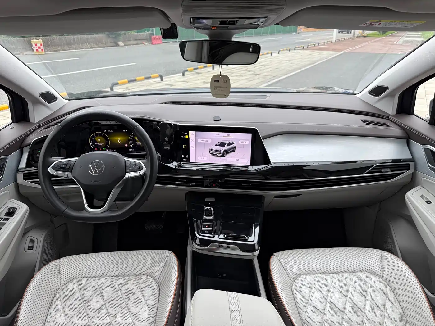 Volkswagen Talagon 2023 Facelift 530TSI 4WD Flagship Victory Pro Edition 6-Seater фото 15