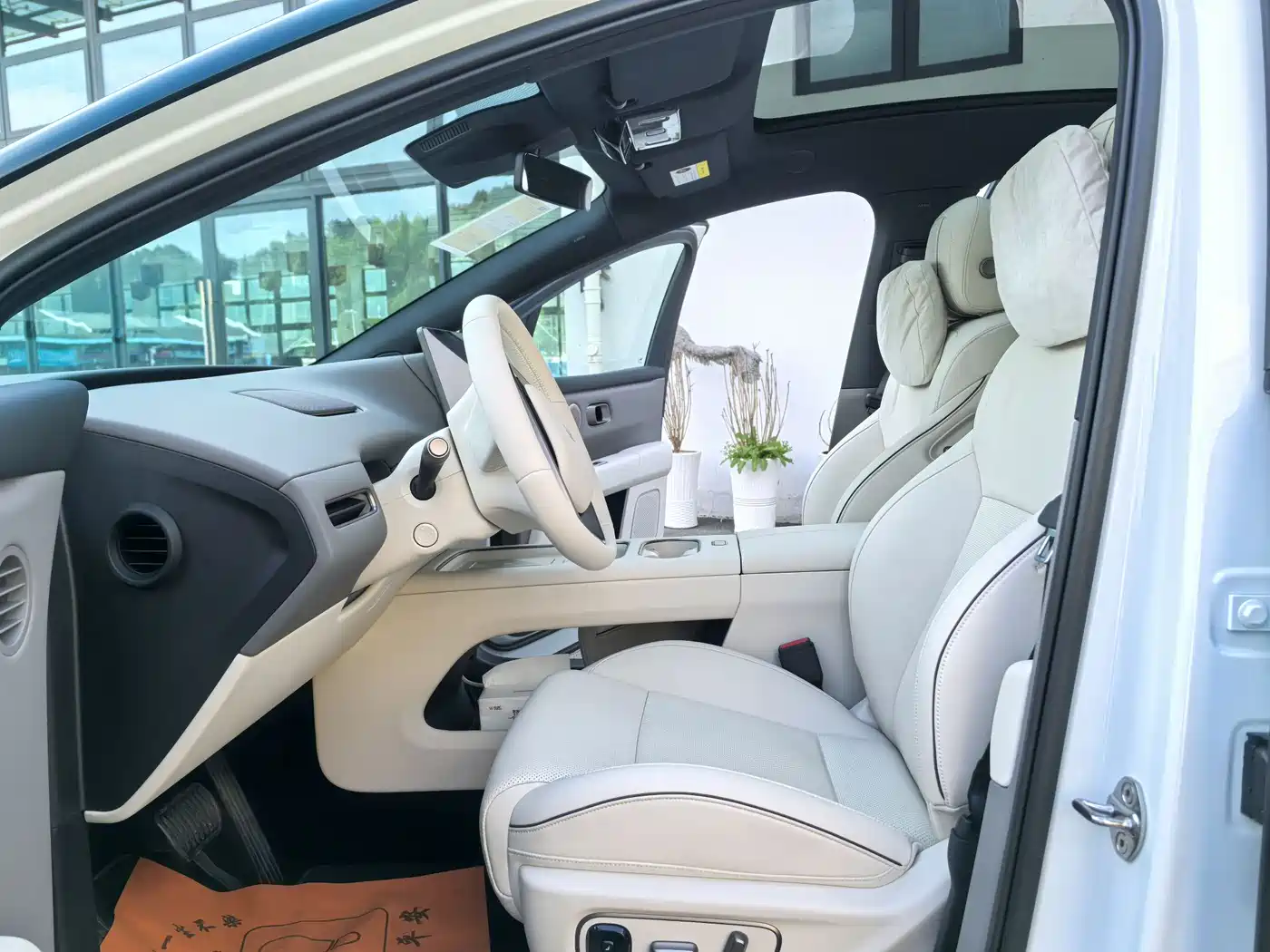 Li Auto i6 2026 2025 2WD Base Model