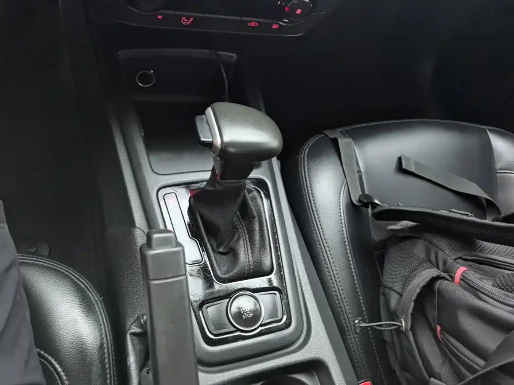 Qoros 3 2018 2018 Sedan 1.6L Auto Leading