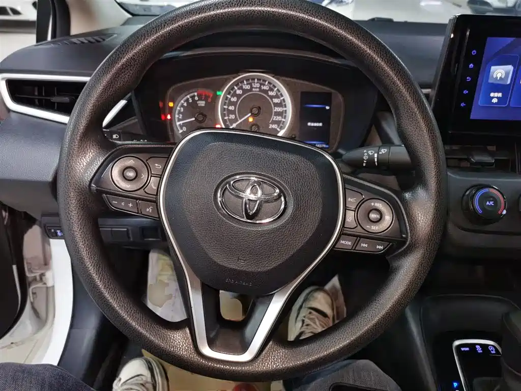 Toyota Corolla 2023 1.2T Pioneer Edition фото 3