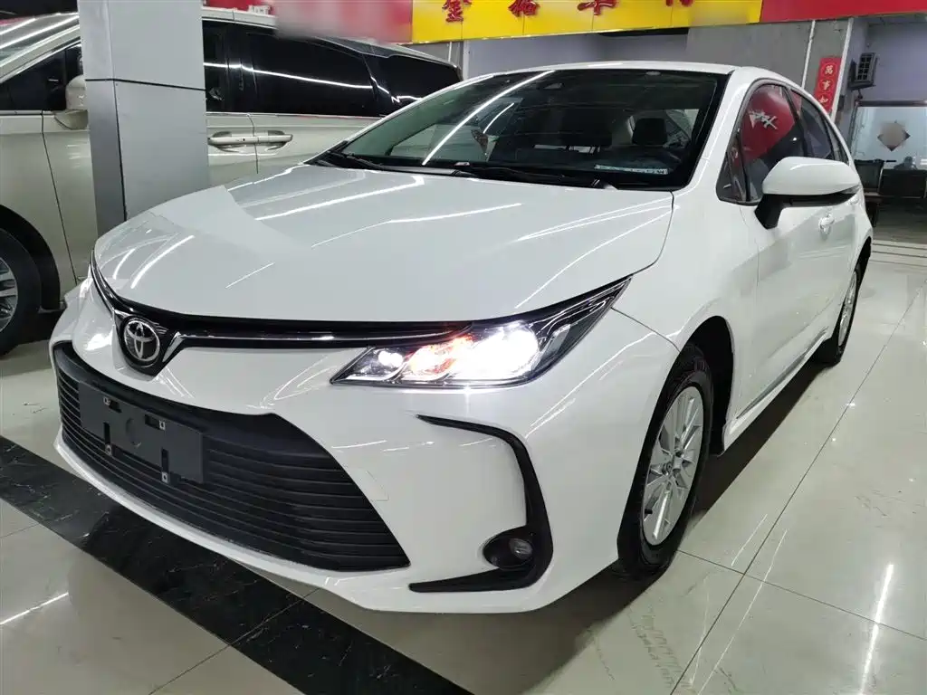 Toyota Corolla 2023 1.2T Pioneer Edition фото 2