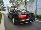 Фото 14 - Audi A8