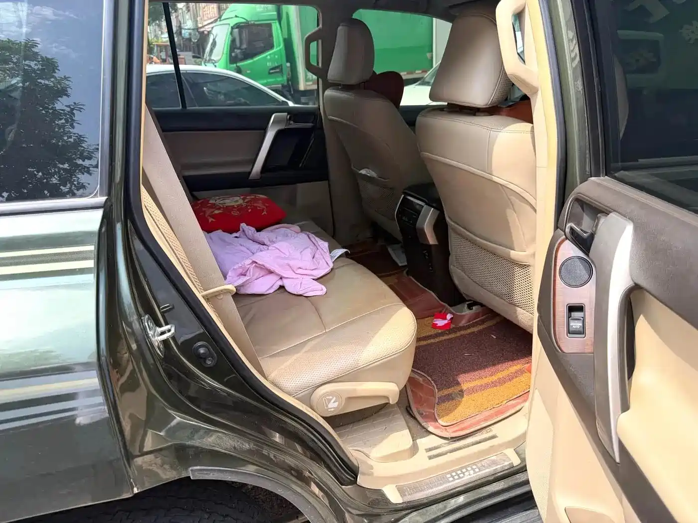 Фото 2 - Toyota Prado