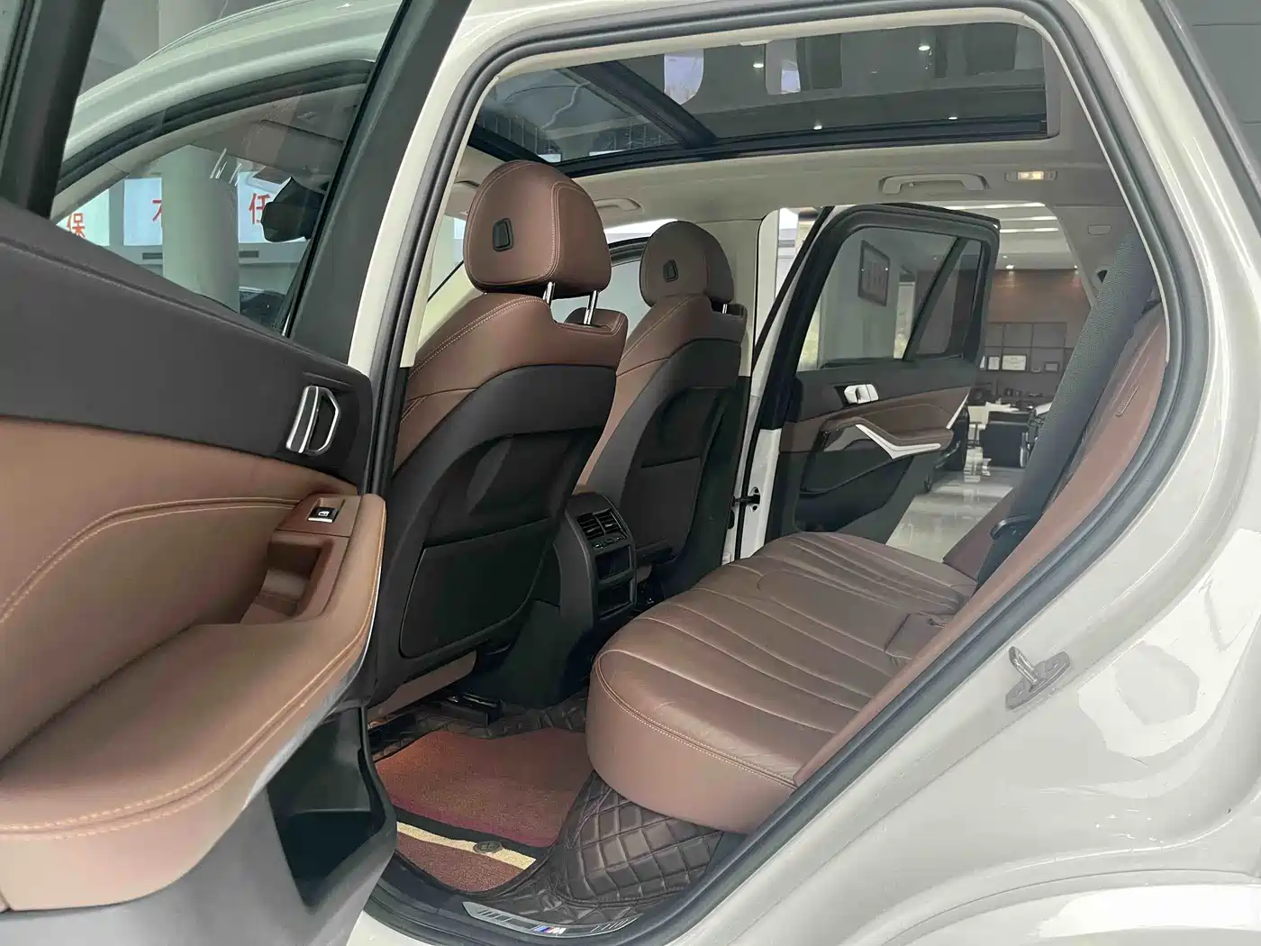 BMW X5 (Import) 2019 xDrive40i M Sport Package фото 10