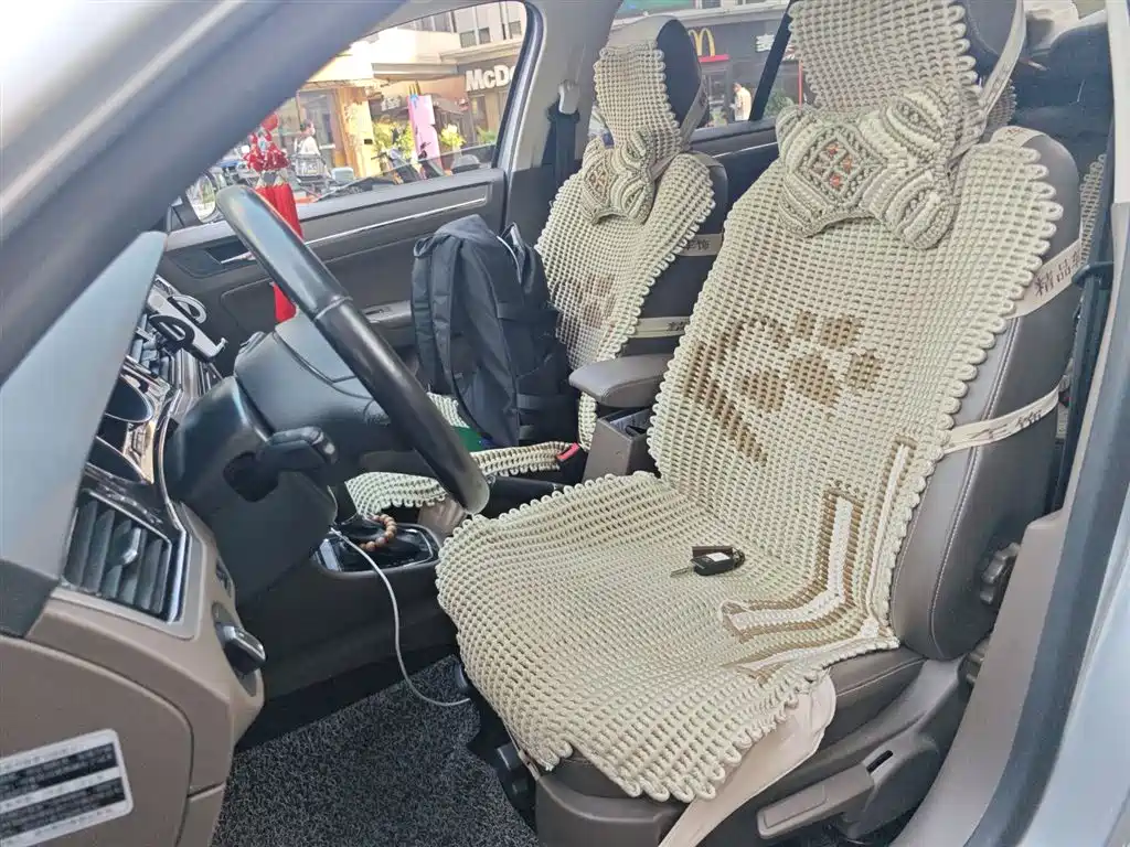 Volkswagen Bora 2014 1.6L Automatic Comfort Edition фото 8