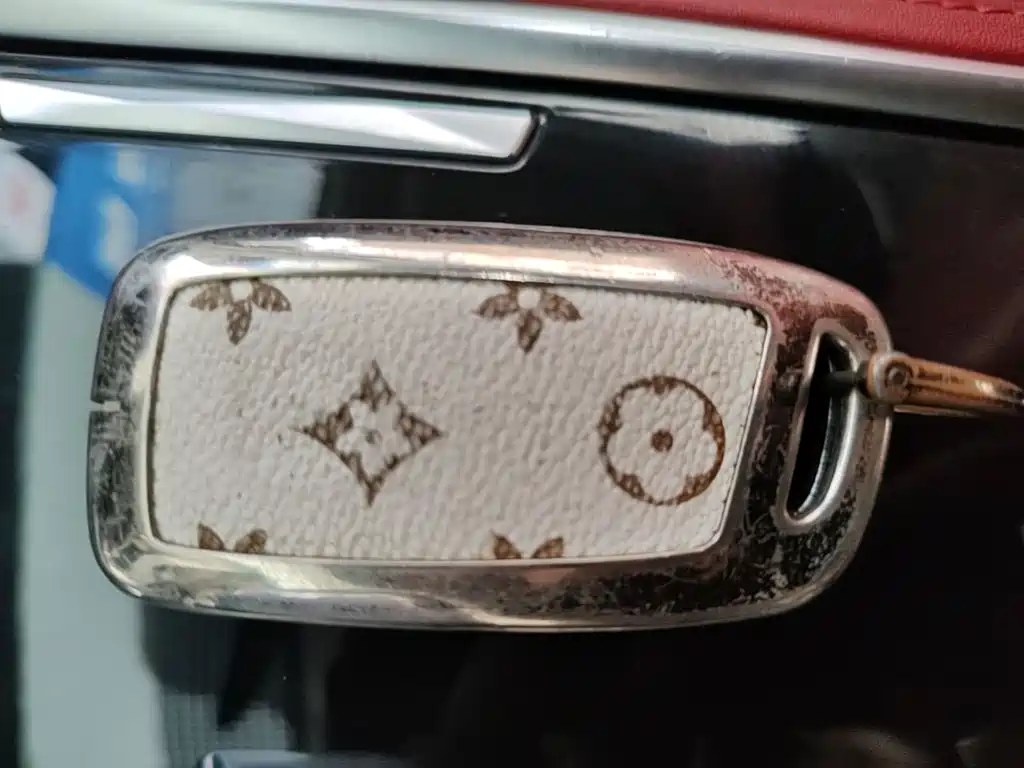 Photo 9 - Changan CS85