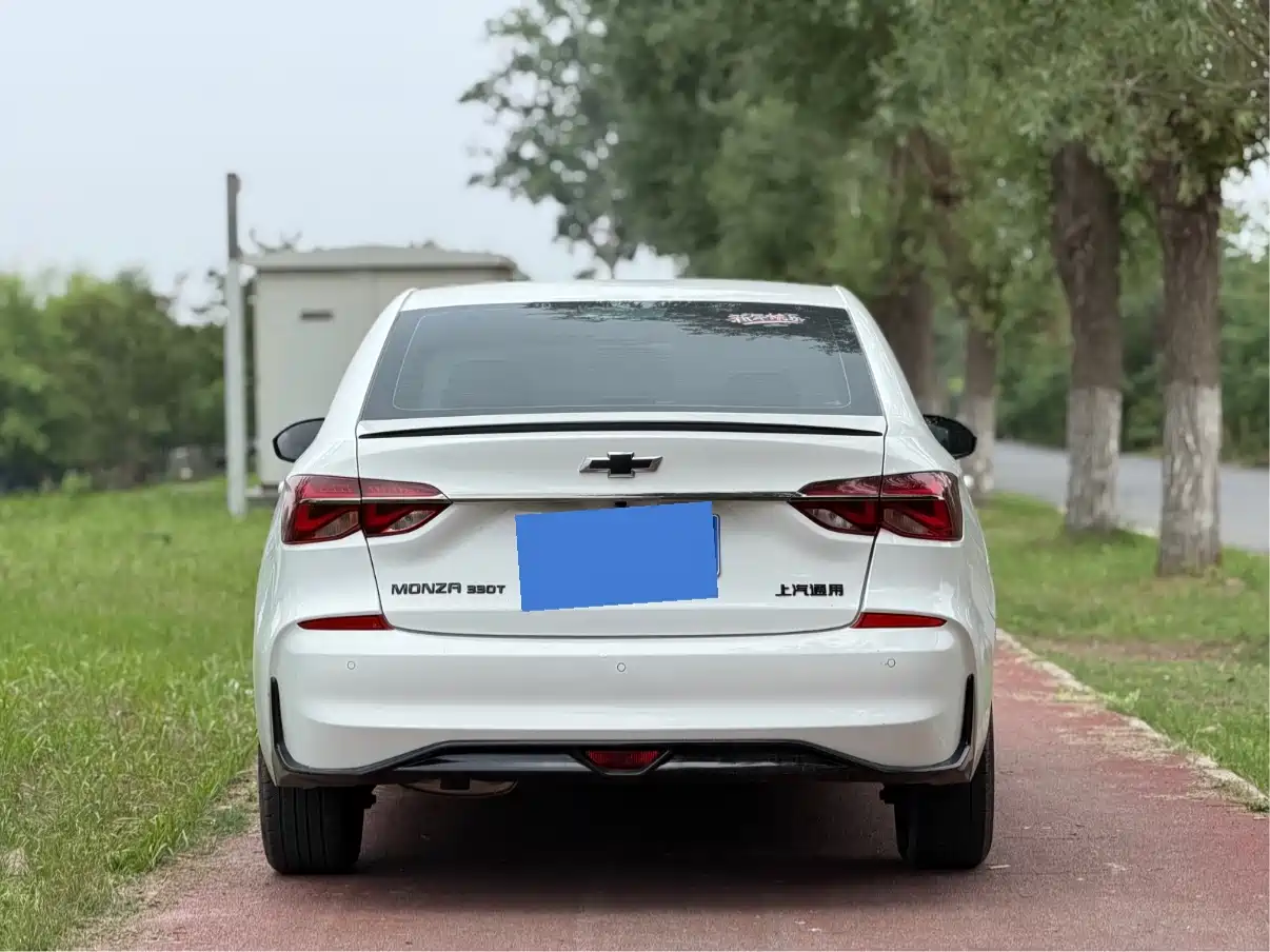 Chevrolet Monza 2022 Mild Hybrid RS 330T Automatic Exciting Edition фото 8