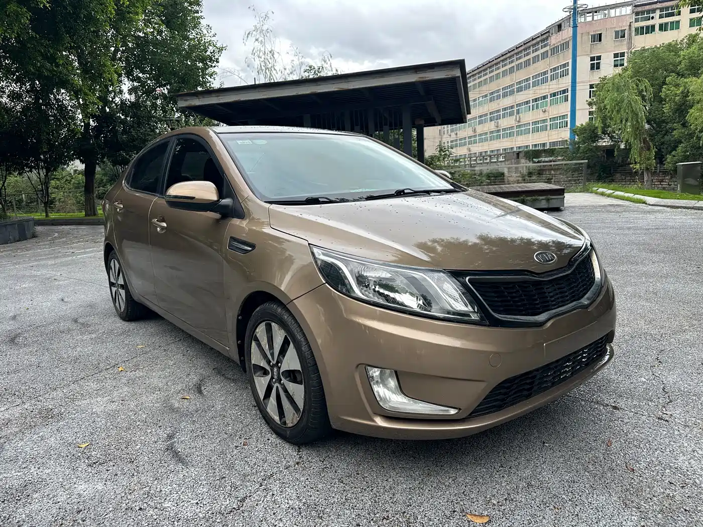 Kia K2 2012 2012 Sedan 1.6L AT Premium ECO Commemorative Edition
