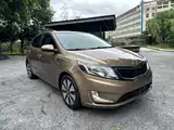 Photo 2 - Kia K2