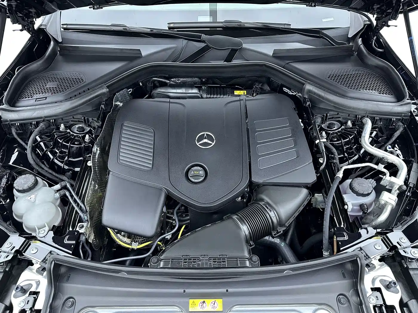 Mercedes-Benz GLC 2024 Facelift GLC 300 L 4MATIC Sport 5-seater фото 14