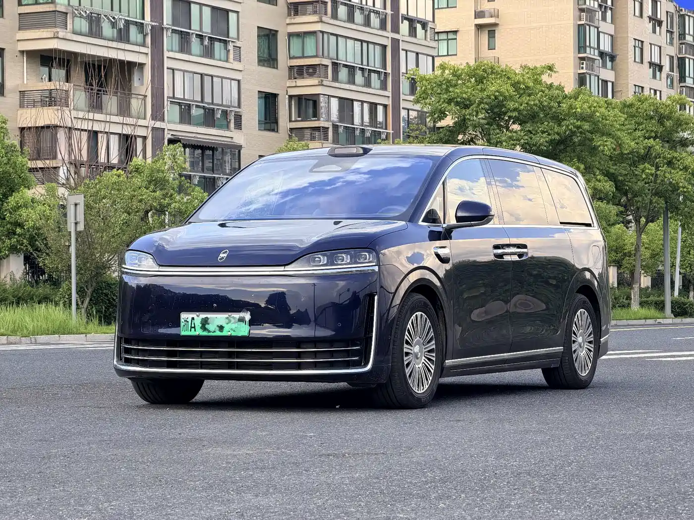 Zhijie Zunjie MPV