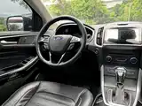 Фото 10 - Ford Edge