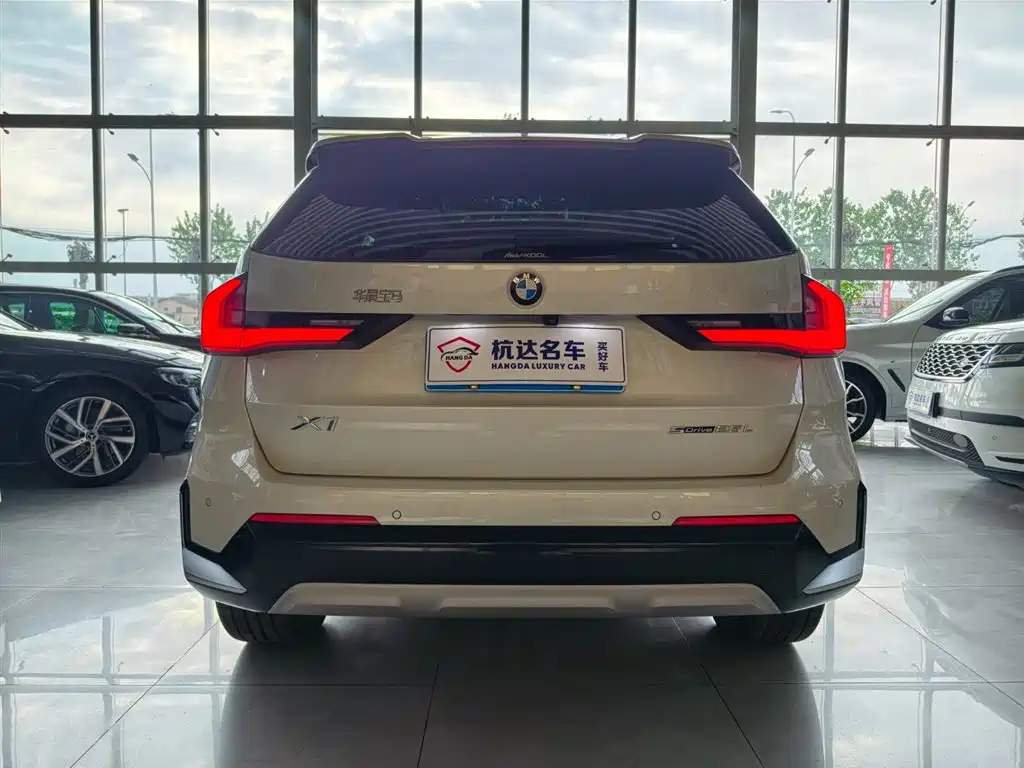 BMW X1 2023 sDrive25Li X Design Package фото 5