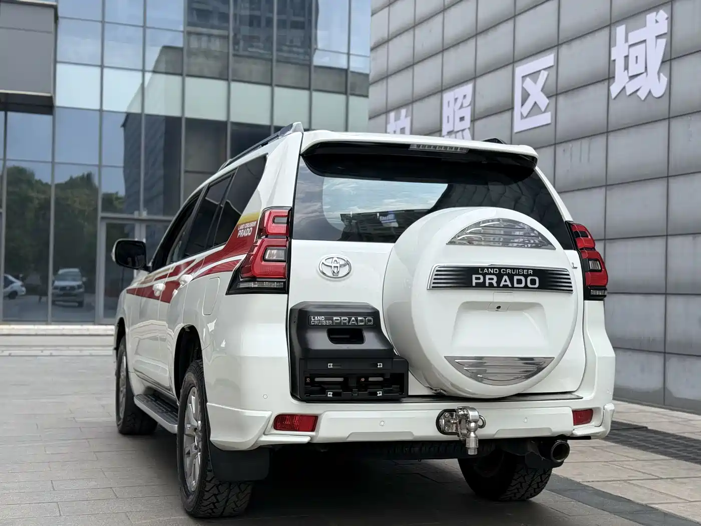 Toyota Prado 2019 3.5L Automatic TX-L Zunxiang Edition фото 20