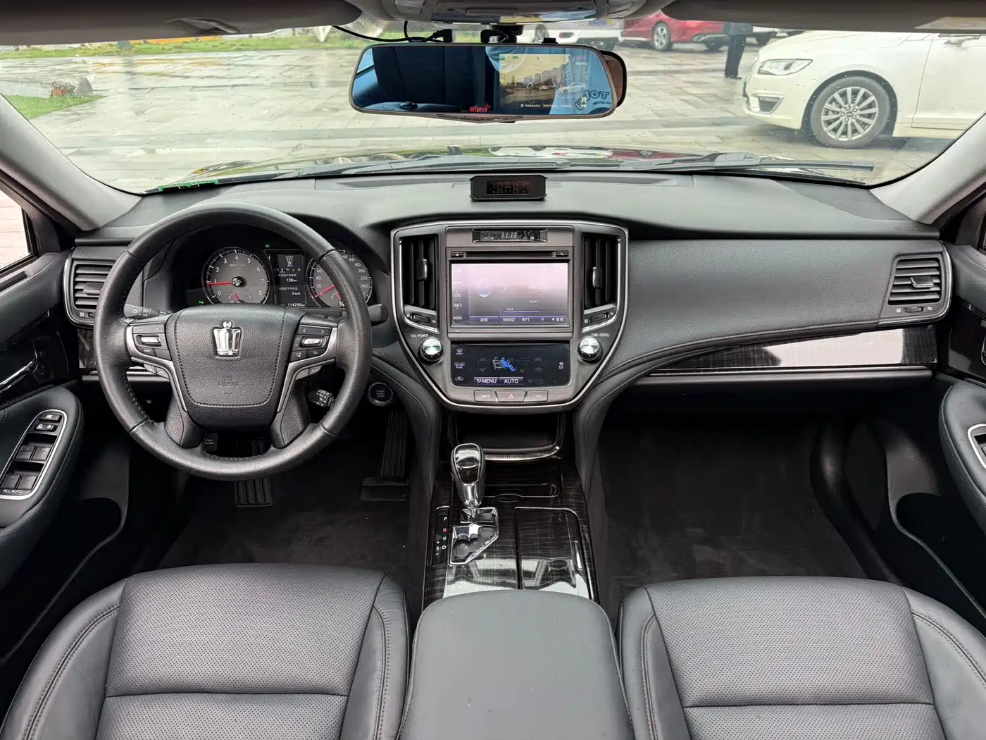 Toyota Crown 2015 2.5L Smart Edition фото 13