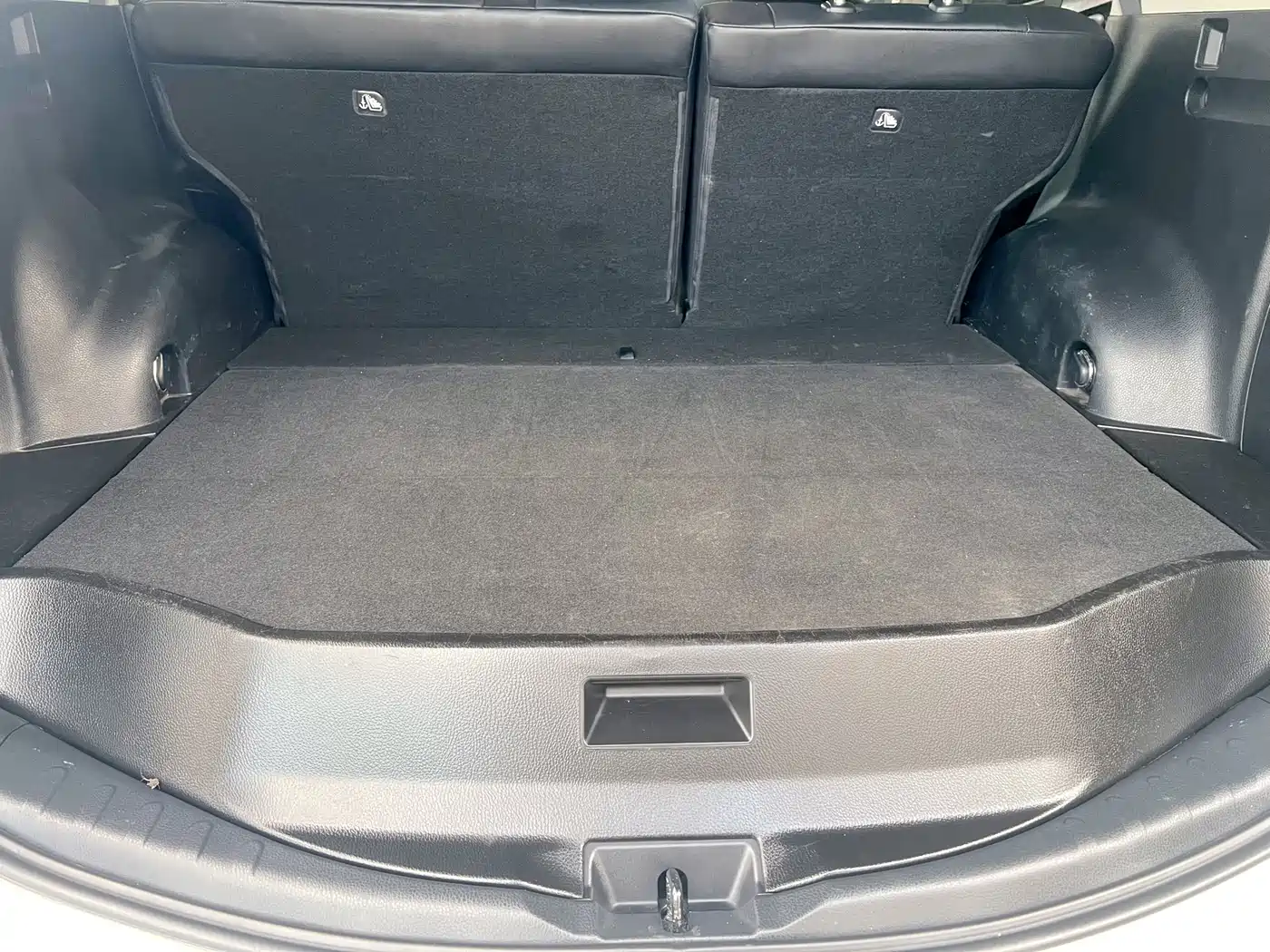 Toyota RAV4 Rongfang 2018 2.5L Automatic 4WD Elite i Edition фото 15