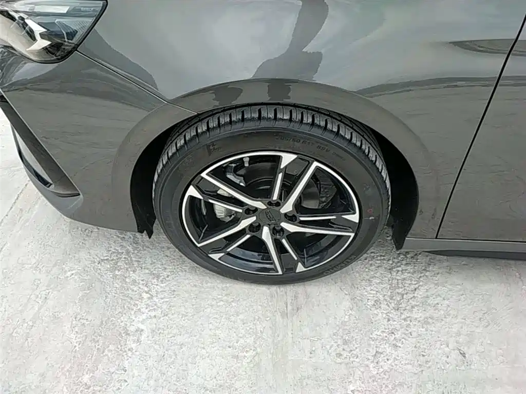 Geely Binrui 2026 2024 Binrui COOL 1.5T DCT Soaring Dragon Edition