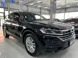 Фото 3 - Volkswagen Touareg