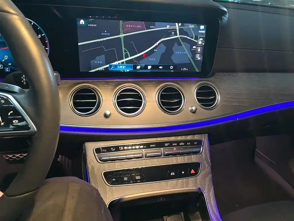 Mercedes-Benz E-Class 2023 E 300 L Luxury фото 13