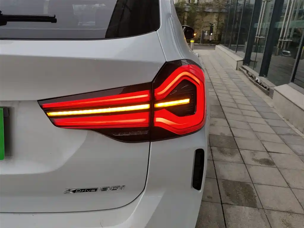 BMW X3 2023 Facelift xDrive30i Leading M Night Package фото 24