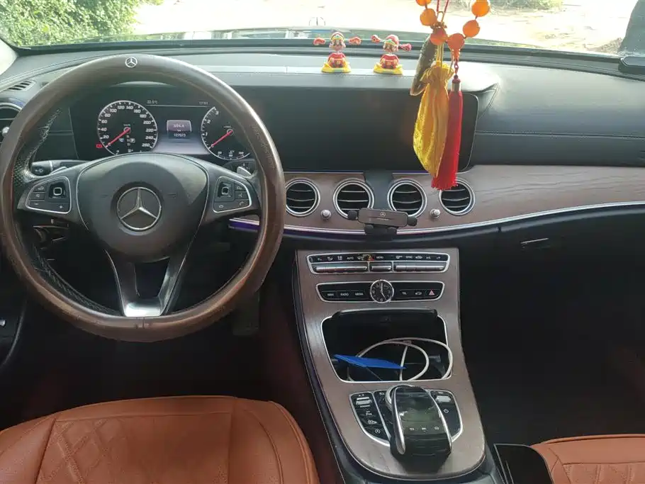 Mercedes-Benz E-Class 2018 Facelift E 200 L фото 12