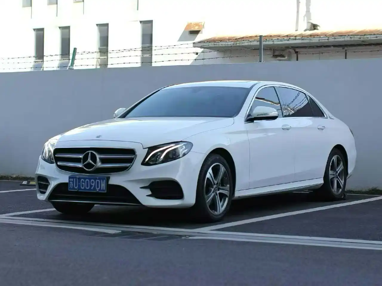 Mercedes-Benz E-Class 2019 E 260 L Sport