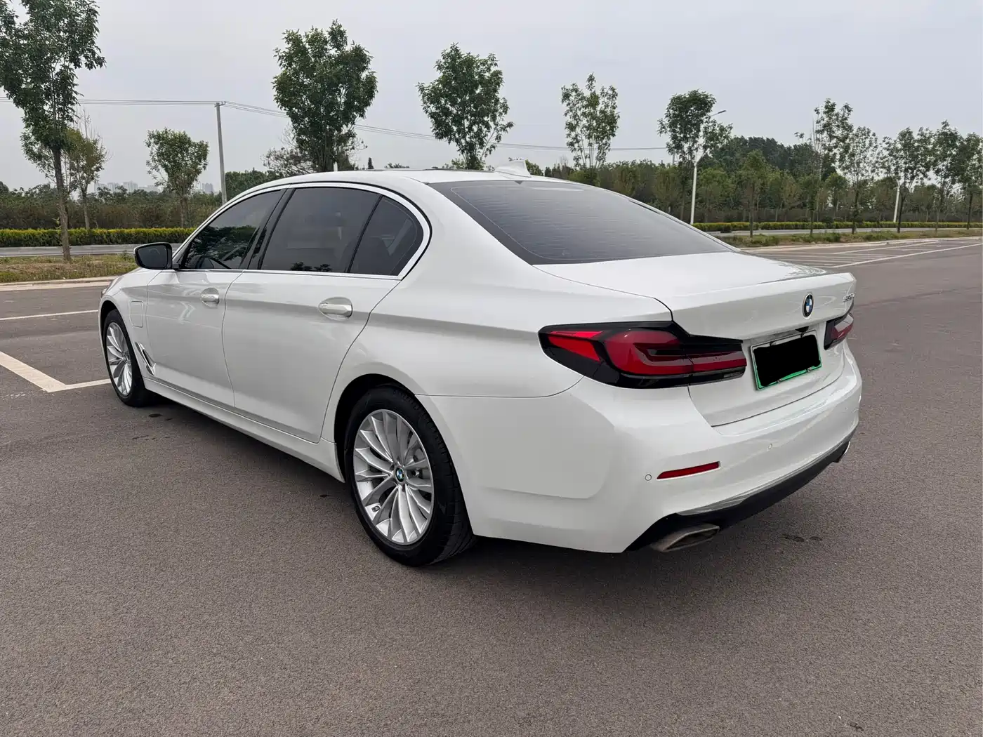 BMW 5 Series New Energy 2021 535Le Luxury Package фото 4