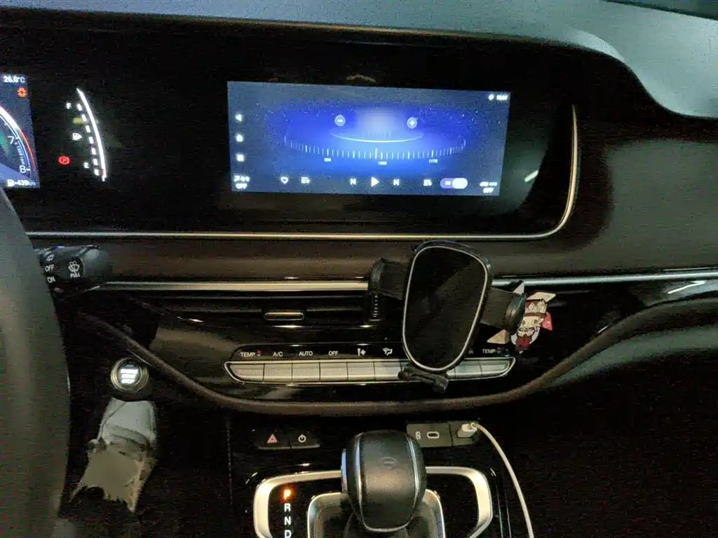 GAC Trumpchi Trumpchi M6 2023 PRO 270T DCT Luxury Edition фото 6