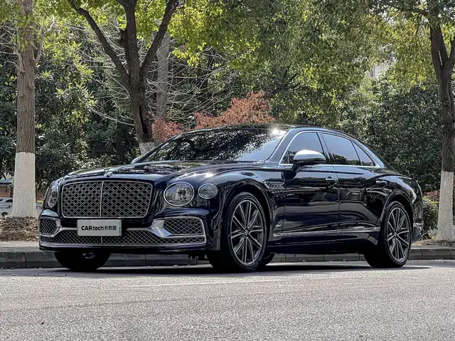 Bentley Flying Spur PHEV 2.9T V6 Hybrid Mulliner