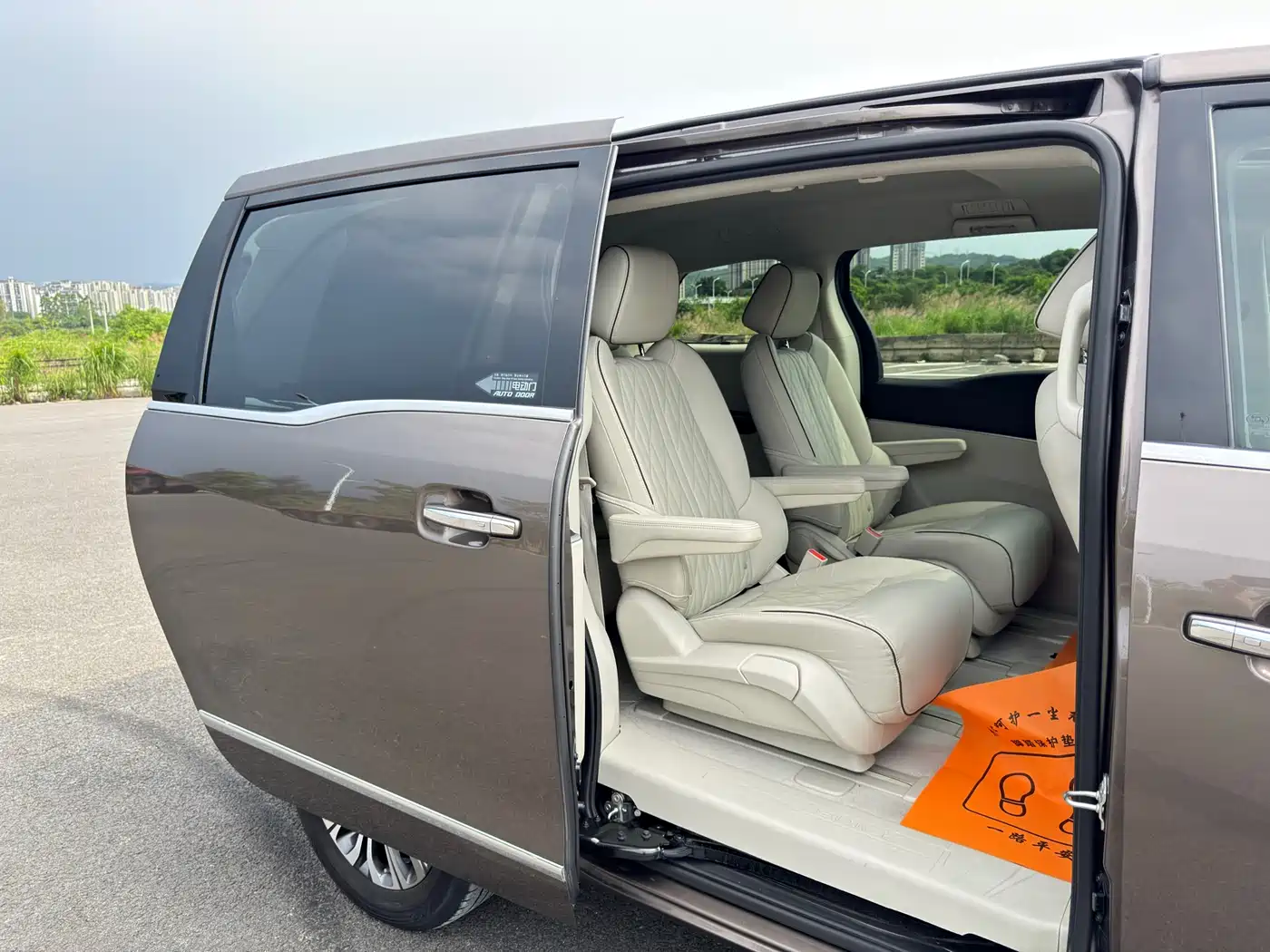 Buick GL8 2022 Land Business Class 652T Luxury фото 14