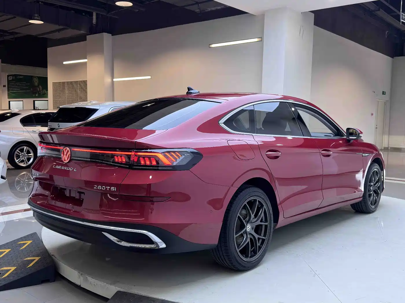Volkswagen Lamando 2022 Lamando L 280TSI DSG Ultra Spicy Flagship фото 4