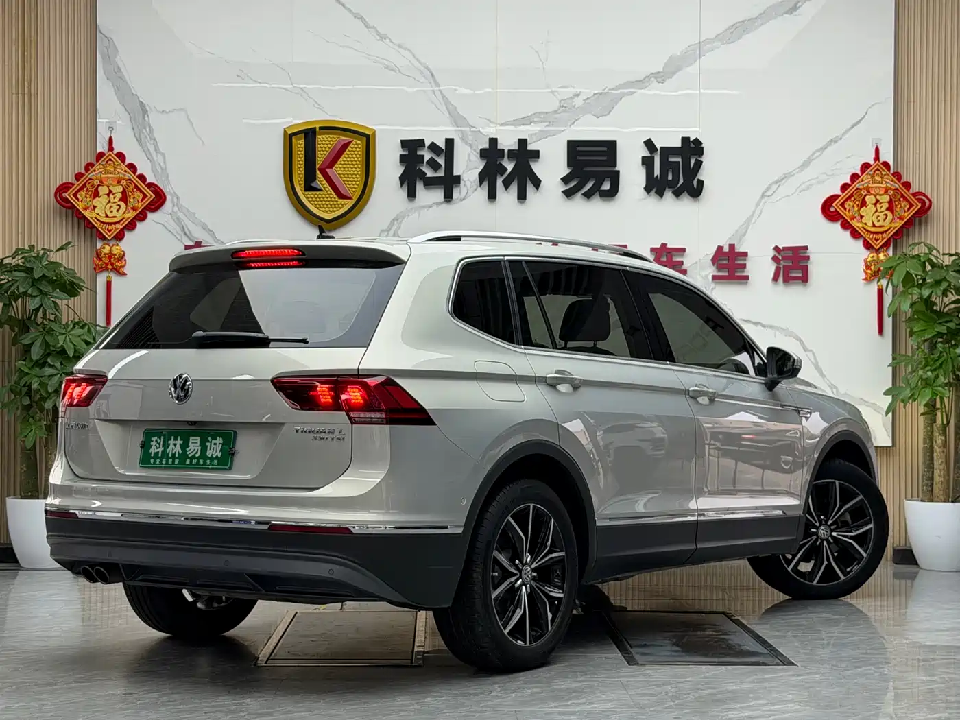 Volkswagen Tiguan L 2018 330TSI Automatic 2WD Flagship Edition фото 30